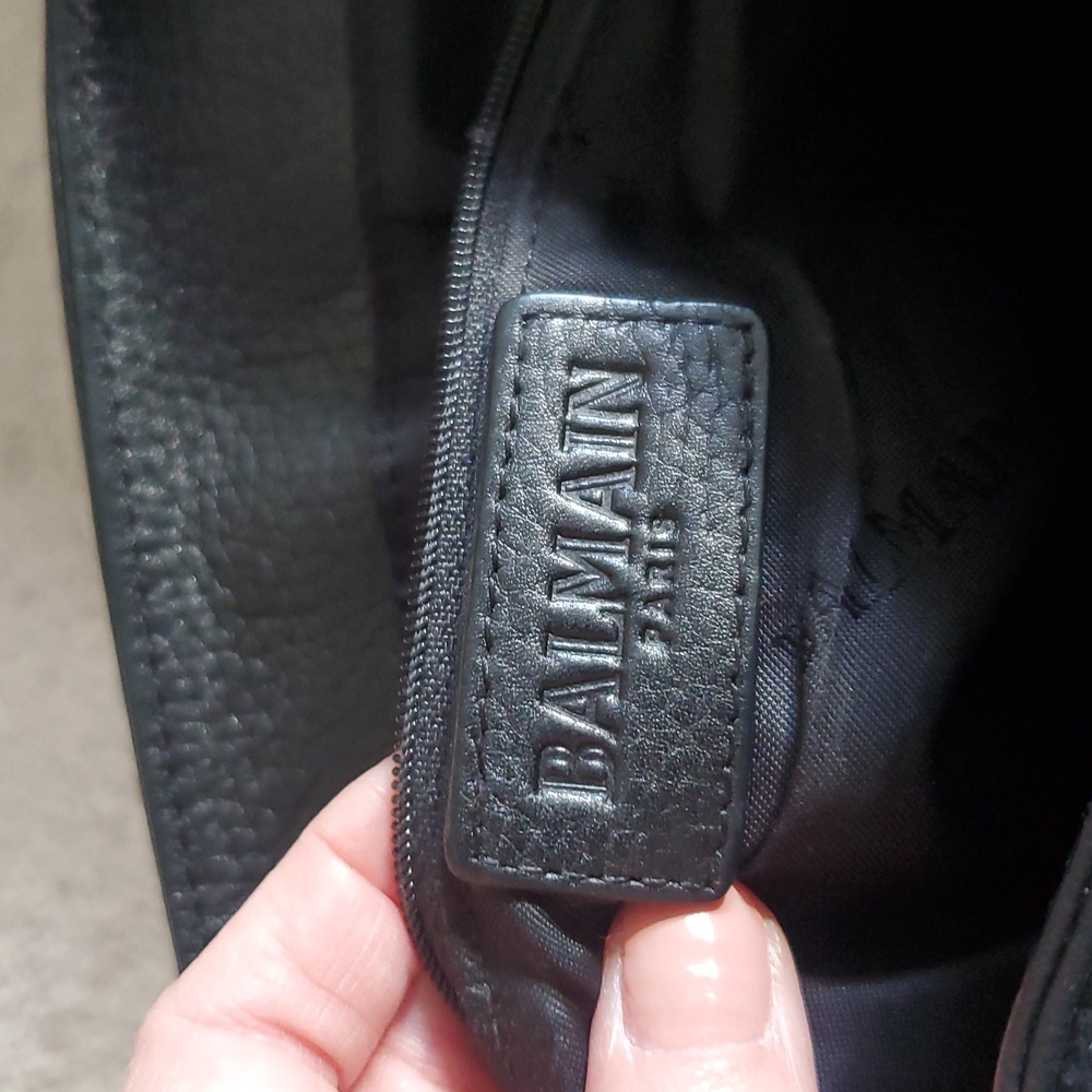 BALMAIN PARIS , Black Leather Men's And Women Shoulder Bag, Retail $1,450 - Picture 5 of 9